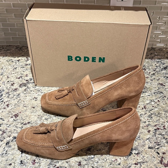 Boden Sol Block Heeled Penny Loafers - Picture 8 of 16